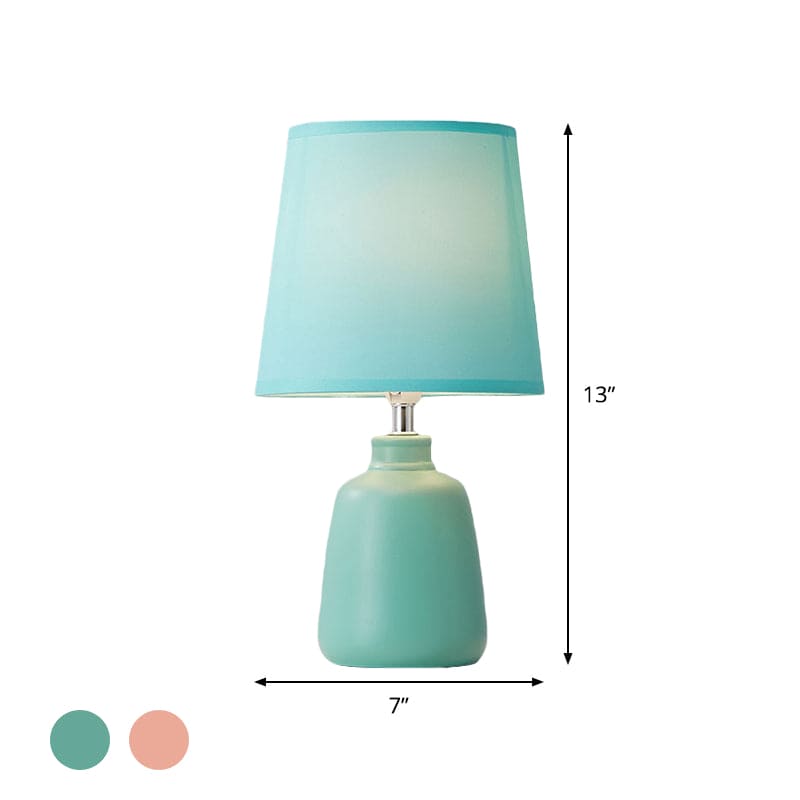 LumiNordic | Elegant Keramisk Bordlampe