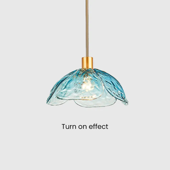 LumiPetal | Strålende Blomsterloftlampe med Naturinspireret Design