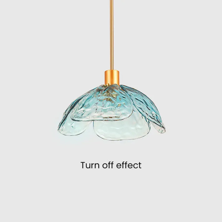 LumiPetal | Strålende Blomsterloftlampe med Naturinspireret Design