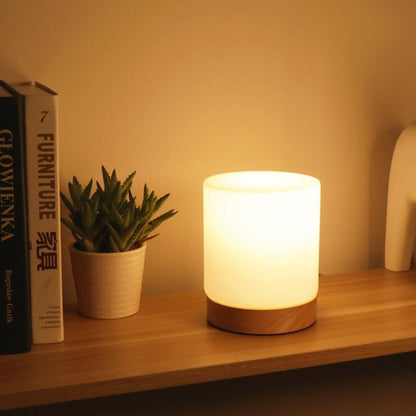 LumiShade | Minimalistisk Træbase Lampe