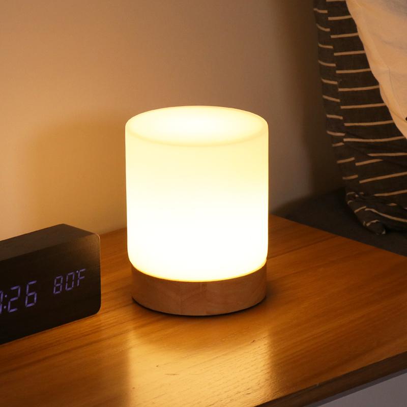 LumiShade | Minimalistisk Træbase Lampe