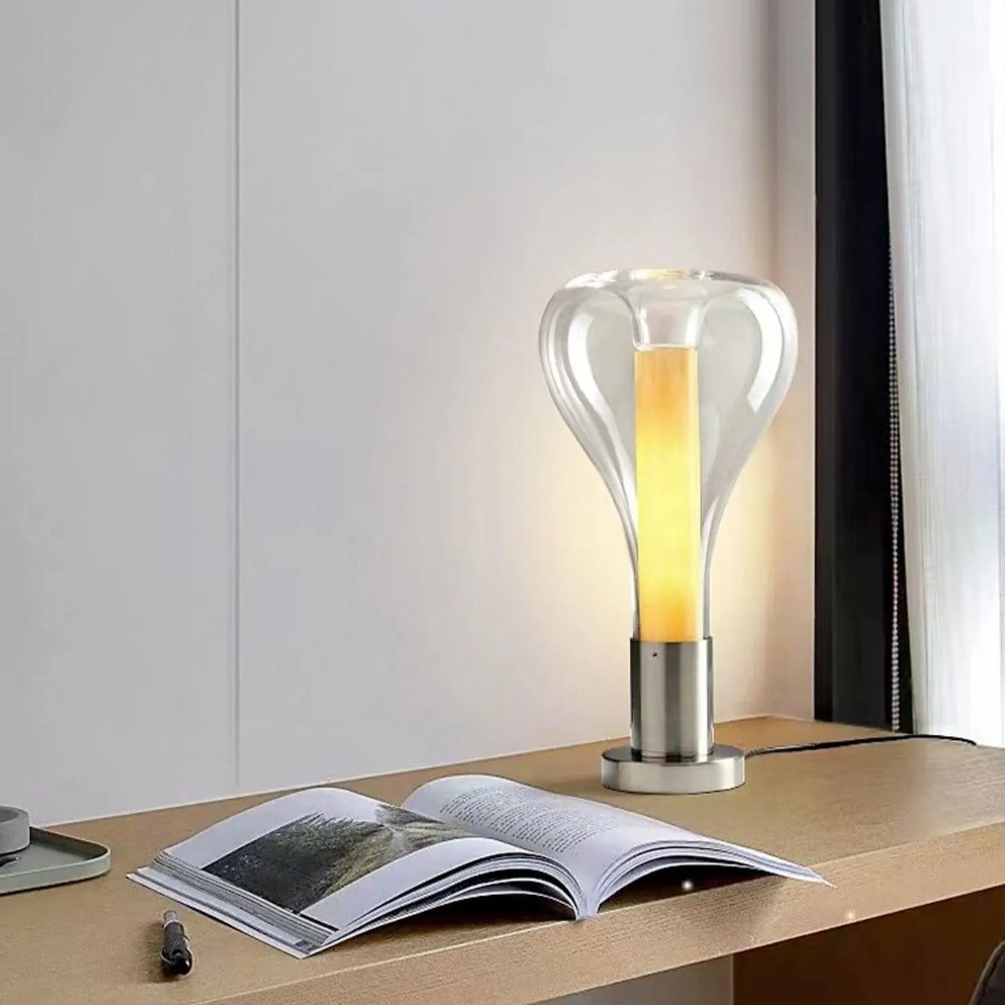 LumiTide | Designer Bordlampe med Trækerne