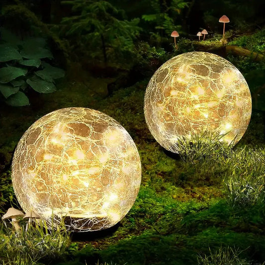 LuminaraBeam | Solcelledrevet Havekuglelampe i Elegant Design