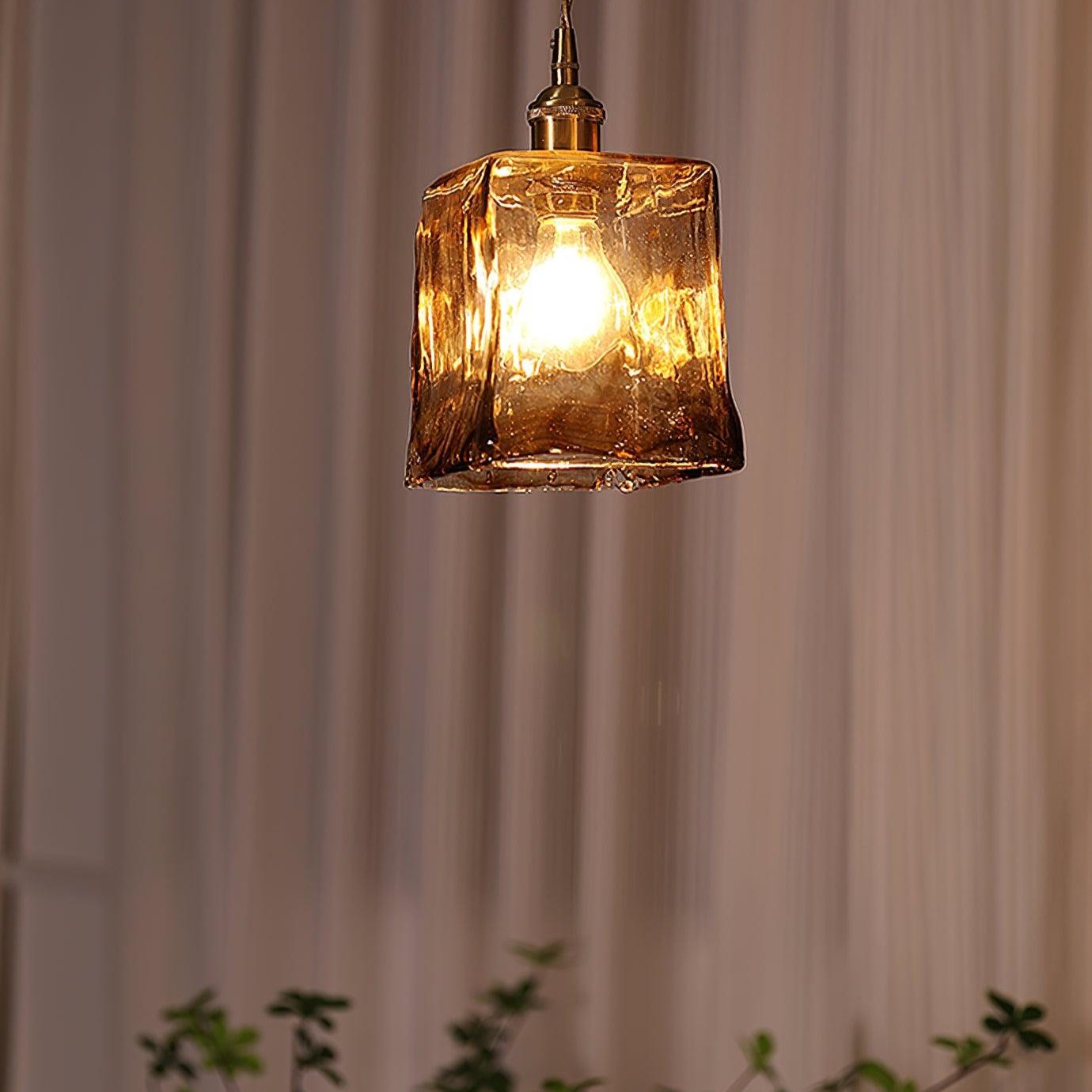 LuminousBell | Rustik Klokkeformet Lampe
