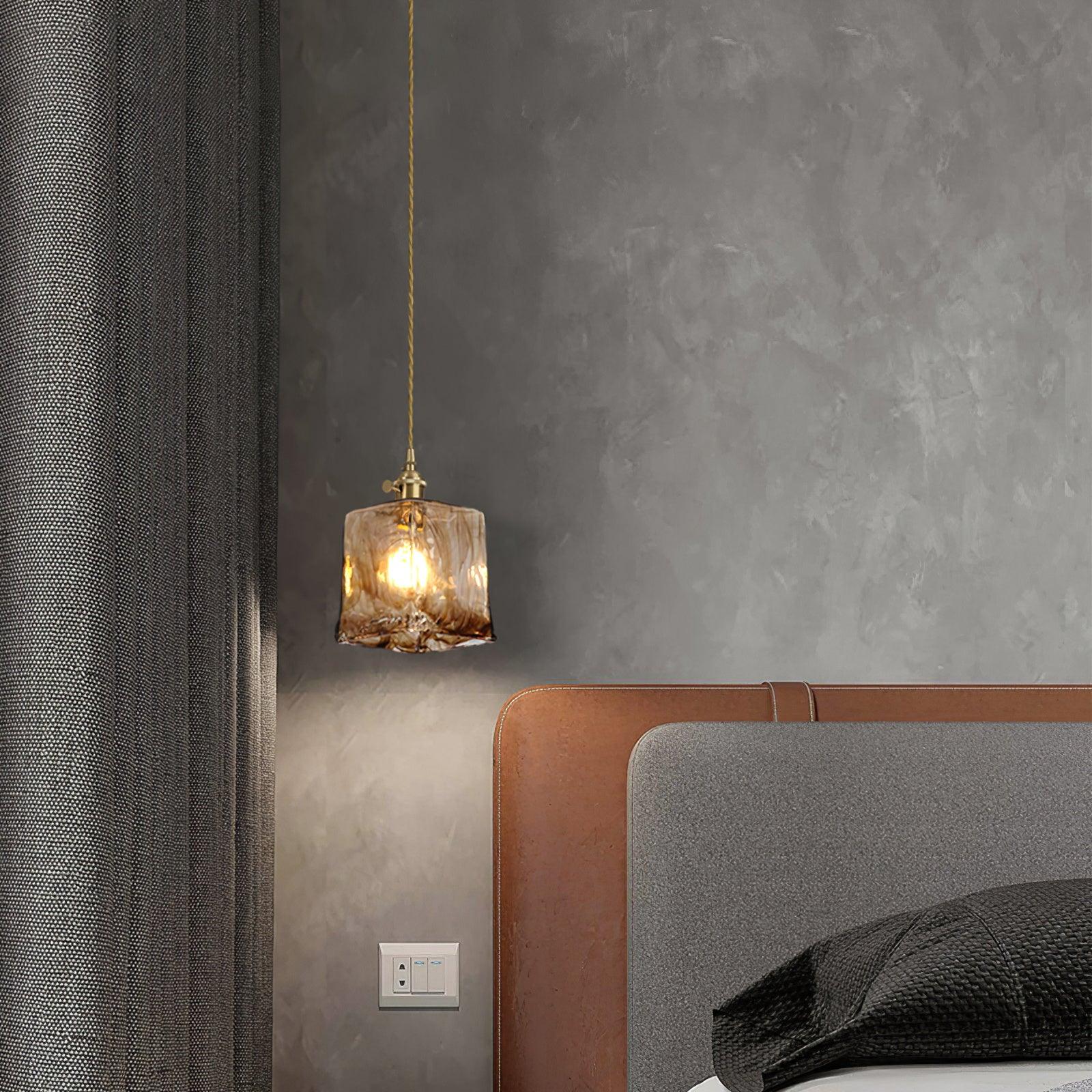 LuminousBell | Rustik Klokkeformet Lampe
