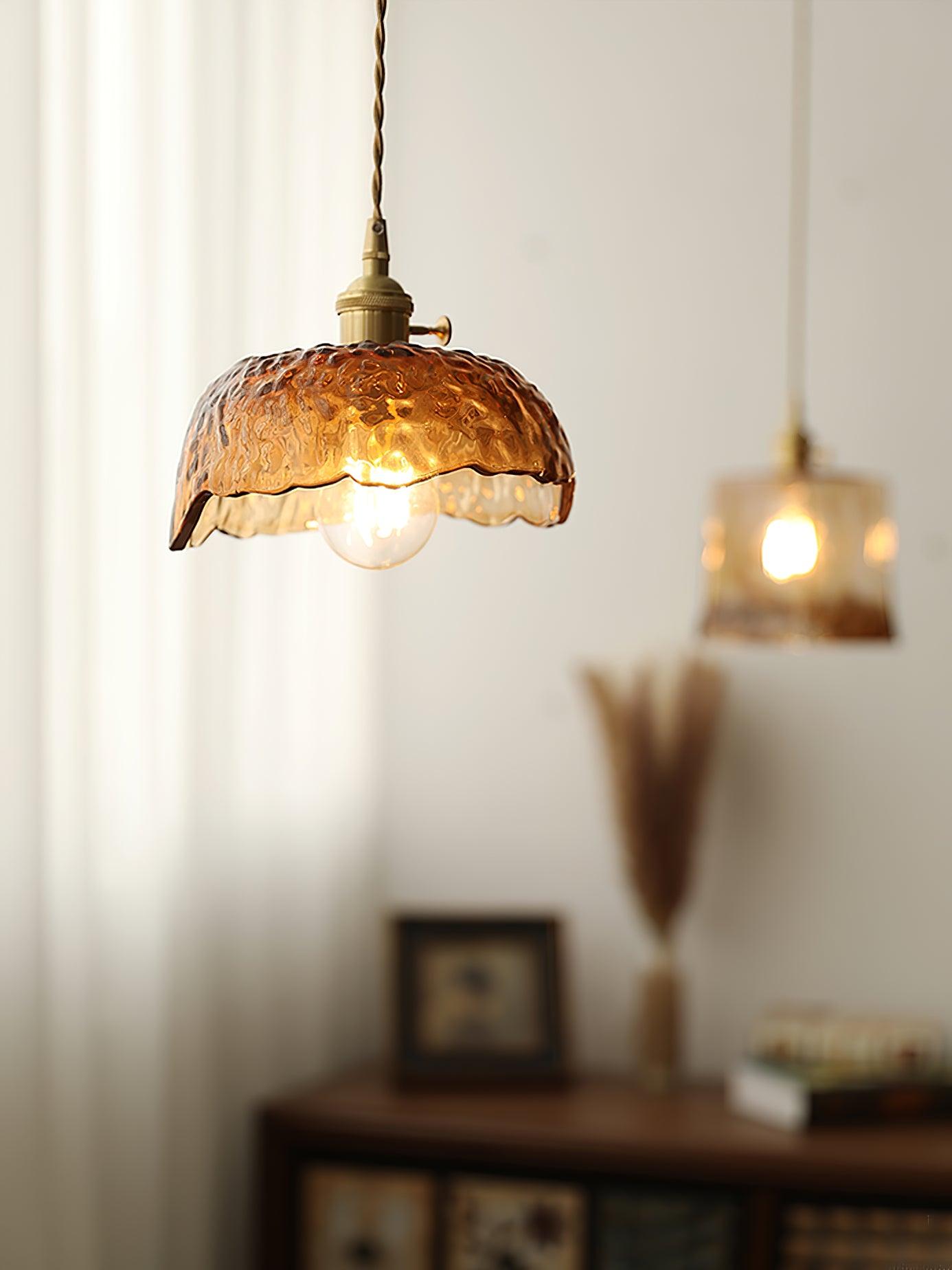 LuminousBell | Rustik Klokkeformet Lampe