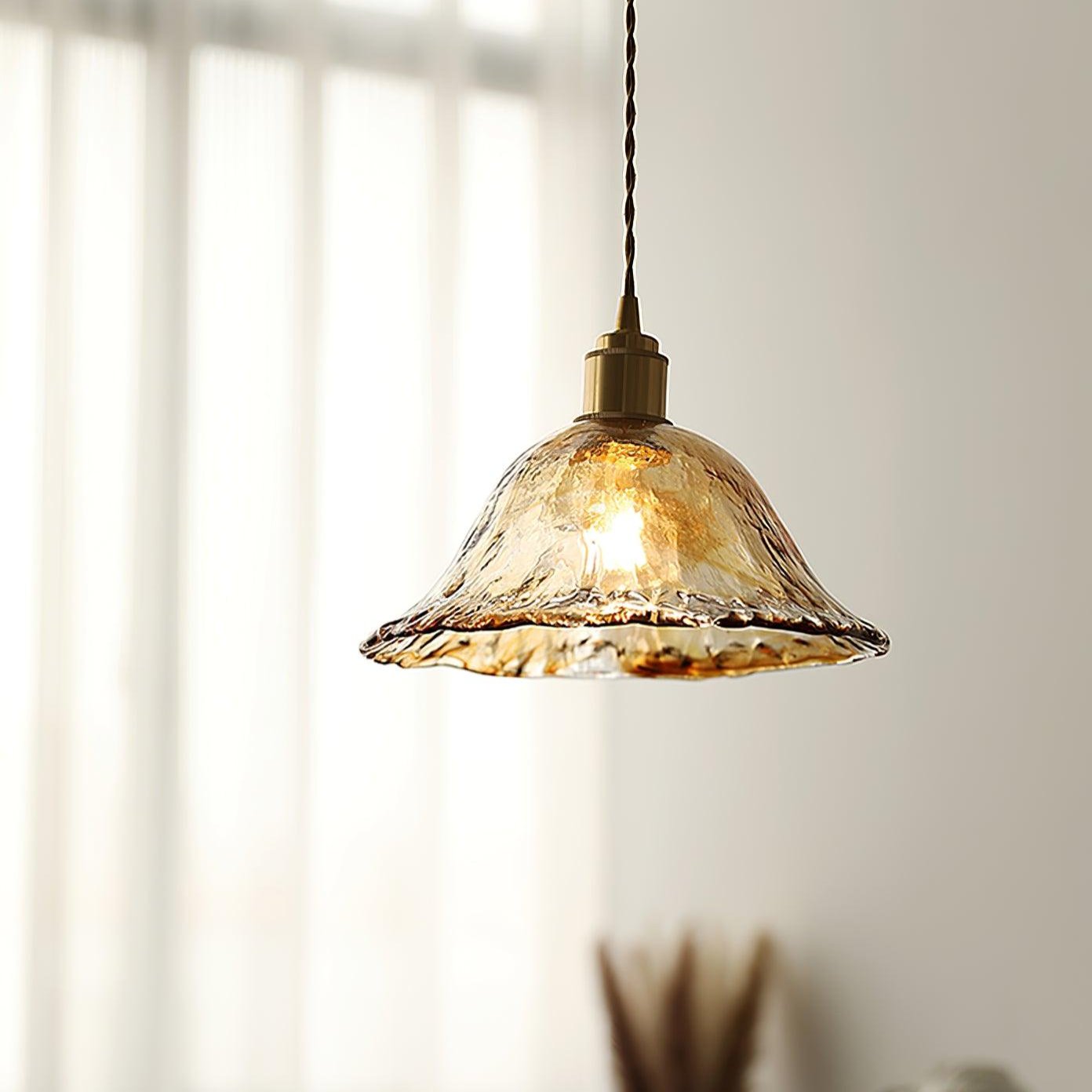 LuminousBell | Rustik Klokkeformet Lampe