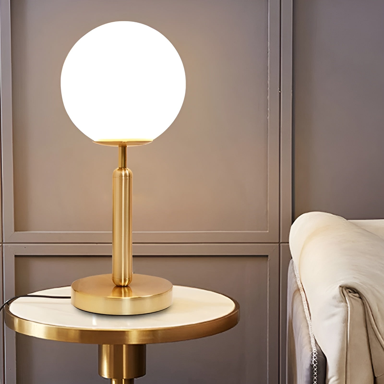 LunaLite | Minimalistisk Rund Glas Bordlampe