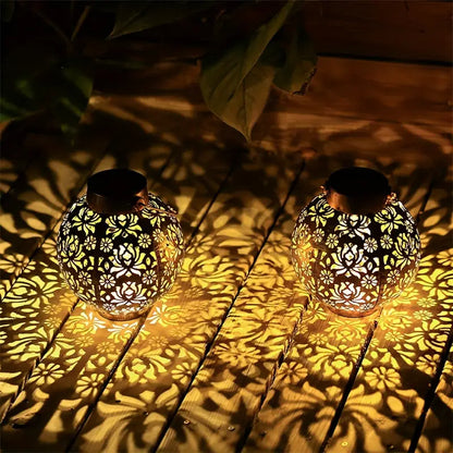 LunaLush | Retro & Elegante Solcelledrevet Have Lanterne