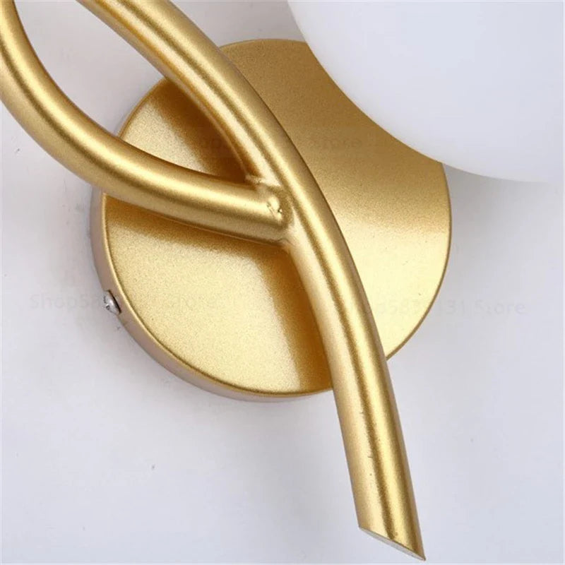 LunaTwist | Elegant Dobbelt Kuglelampe