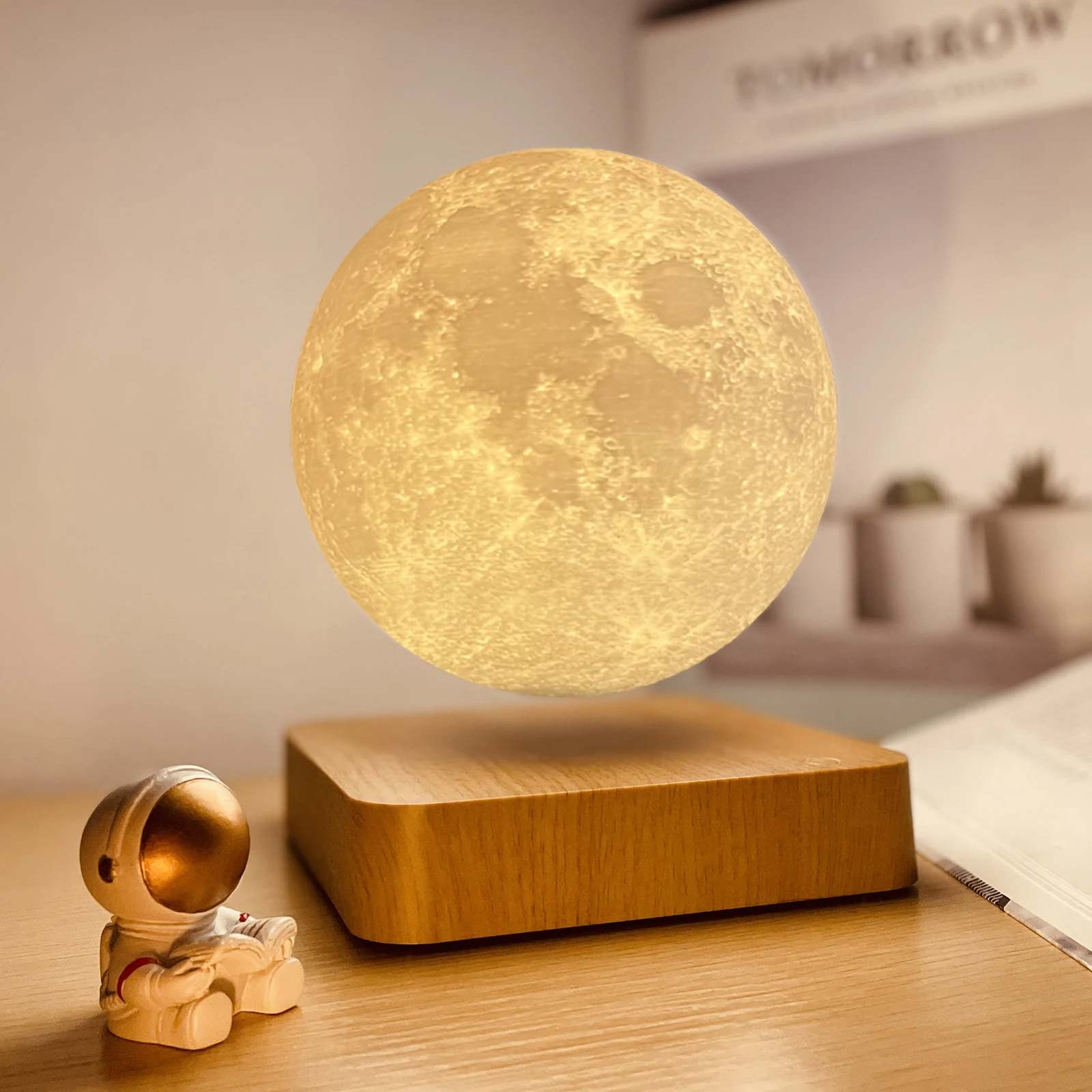 LunarLift | Elegant Træbase Svævende Måne Lampe