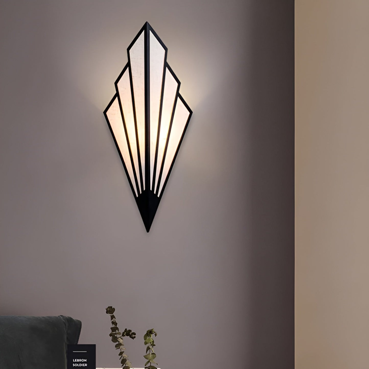 LuxeFlare | Moderne Geometrisk Væglampe