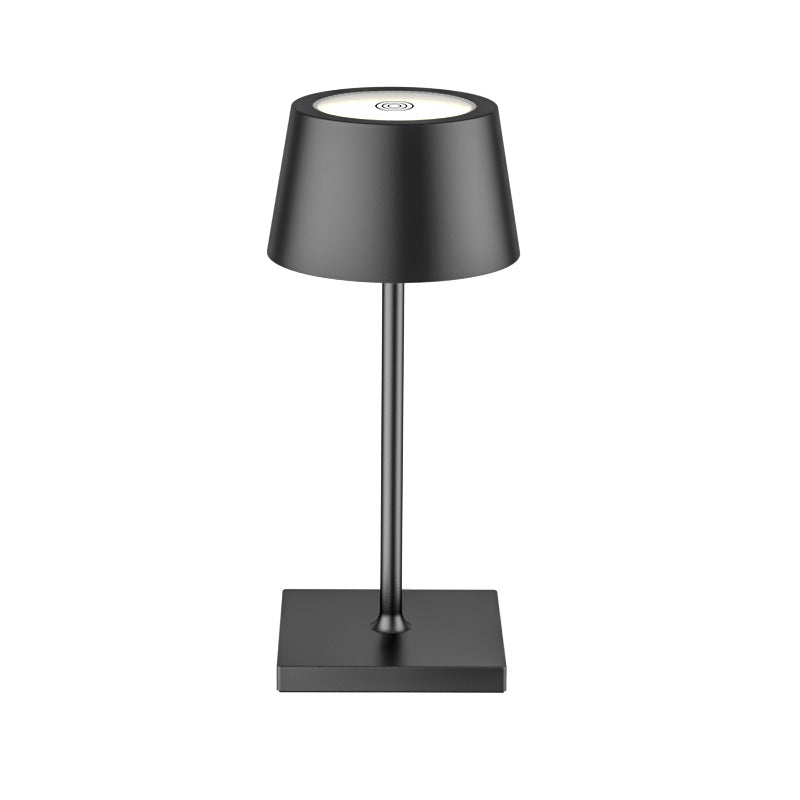LuxeLight | Elegant Trådløs Bordlampe