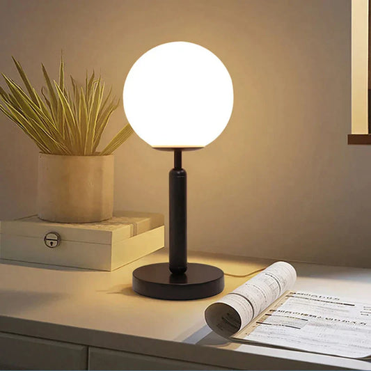 LunaLux | Minimalistisk Glas Kugle Lampe