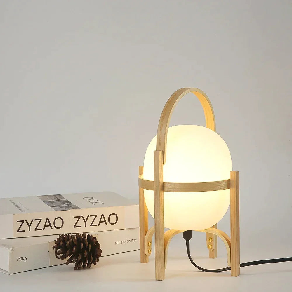 WoodCage | Moderne Bordlampe i Trædesign