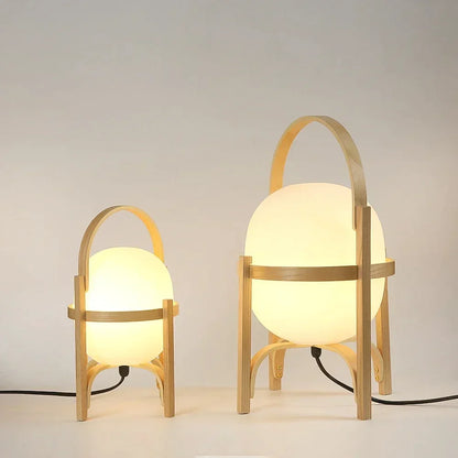 WoodCage | Moderne Bordlampe i Trædesign