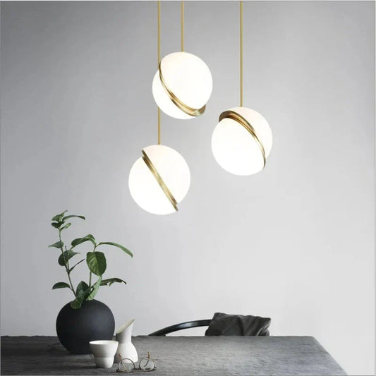 LumiSphere | Moderne og Elegant Loftlampe