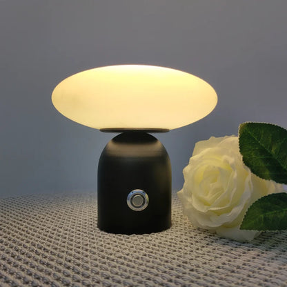 LuxCharge | Elegant og Genopladelig Lampe