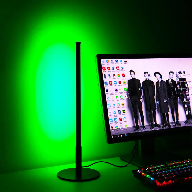 StickLED | Moderne Bordlampe med Slankt Design