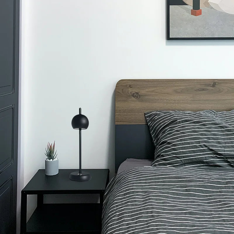 MonoGlow | Bærbar LED Bordlampe