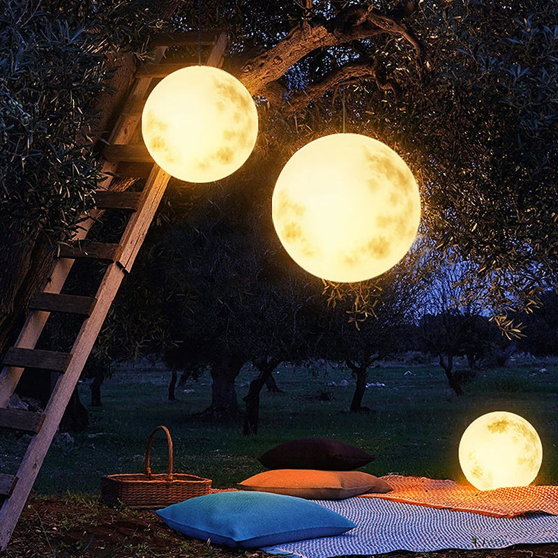 MoonAura | Måneformet havelampe med blødt LED-lys og USB-opladning