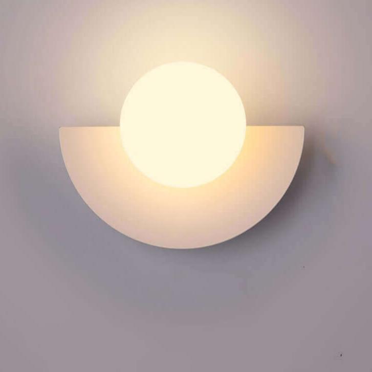 MoonBeam | Moderne Halvmåne Væglampe