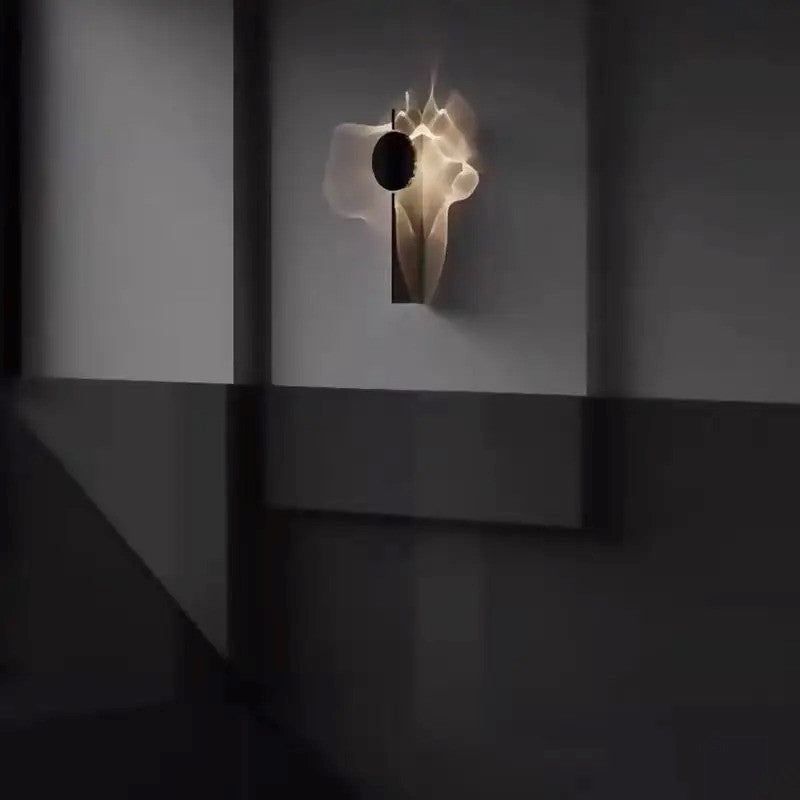 MysticGlow | Væglampe med kunstnerisk design og justerbart LED-lys