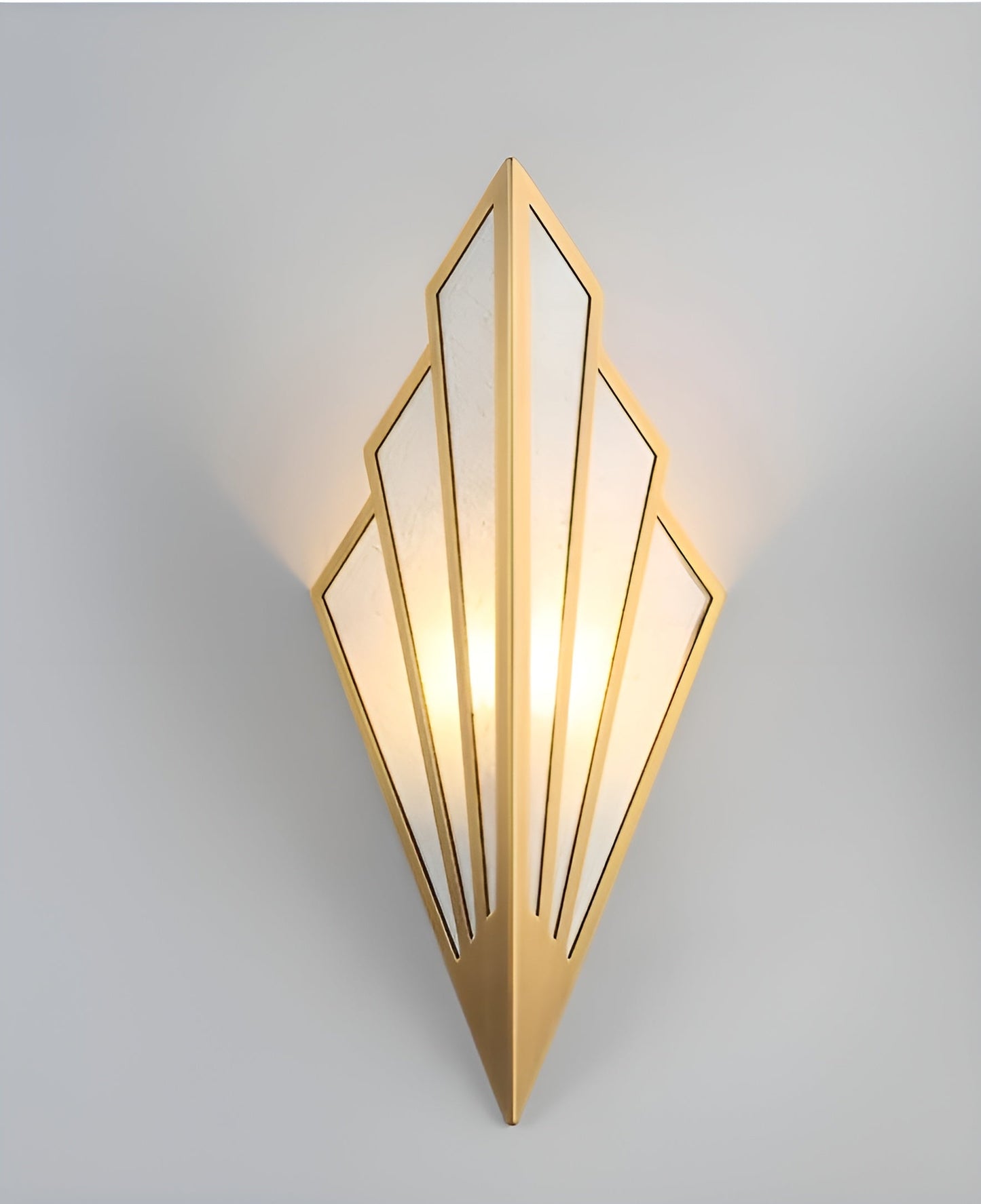 LuxeFlare | Moderne Geometrisk Væglampe
