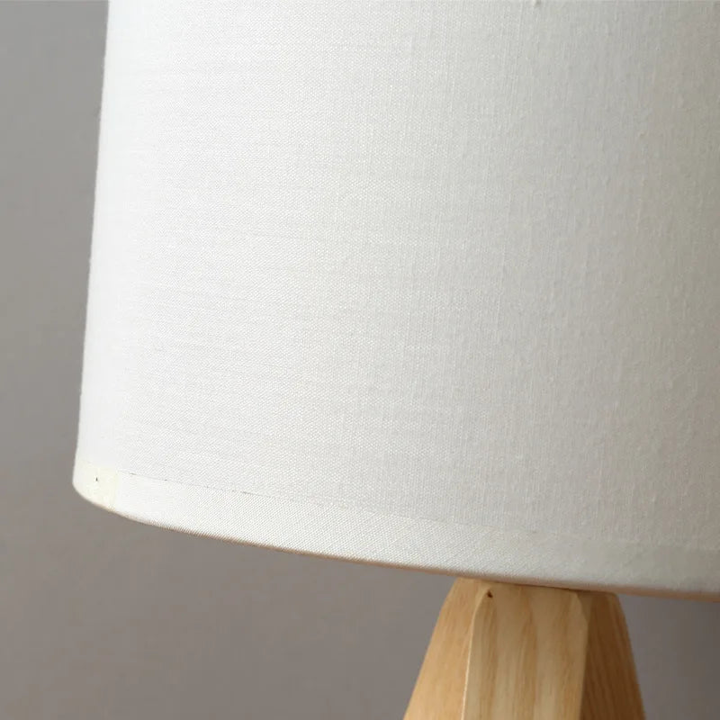 NordicLight | Minimalistisk Træbordlampe