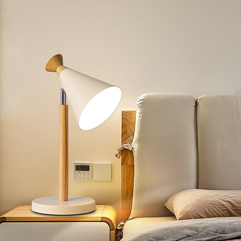 OakEase | Moderne Rustik Konisk Lampe
