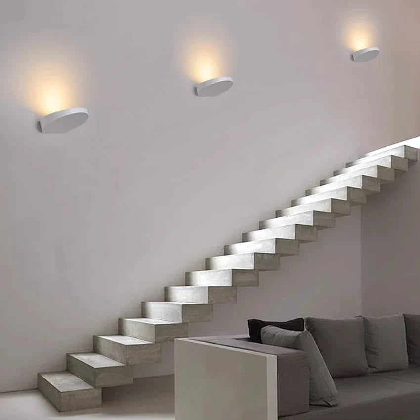 PlateGlow | Elegant Væglampe med Moderne Design