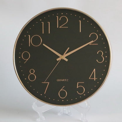 QuartzClock | Elegant Sort Væglampe