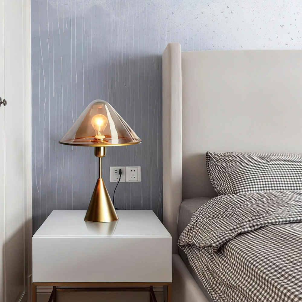 RadiantDome | Moderne Metallisk Accentlampe