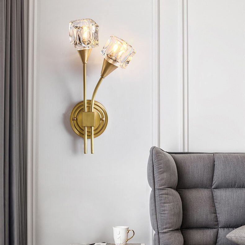 RadiantPetal | Elegant Dobbel Glas Væglampe