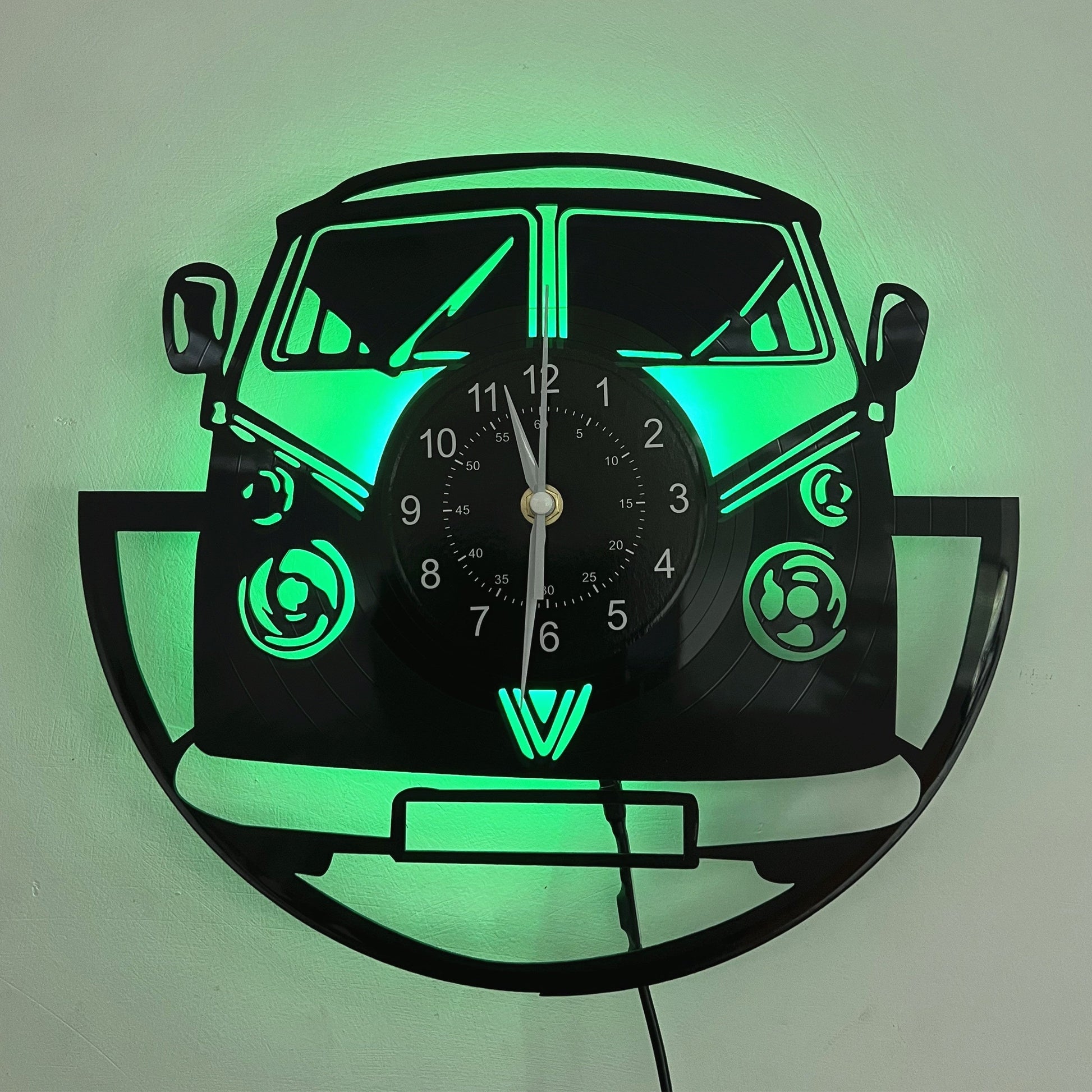 RetroVan | Retro LED Van Vægur