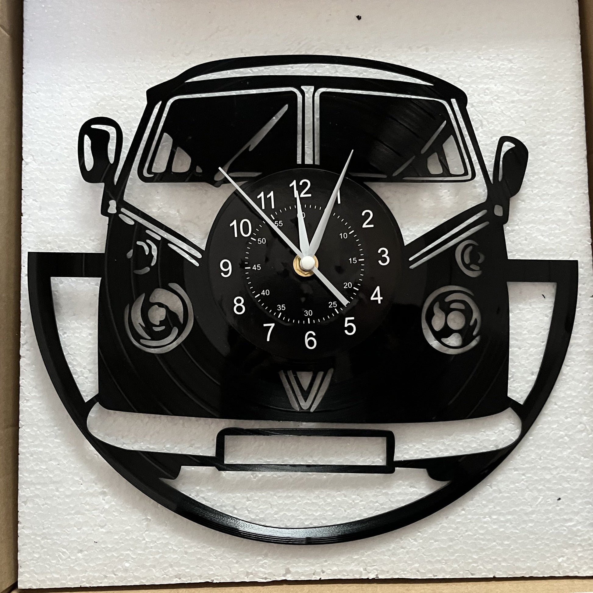 RetroVan | Retro LED Van Vægur