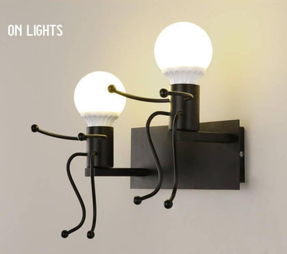 RoboGlow Wall Lamp | Unik Kunstnerisk Jern Væglampe