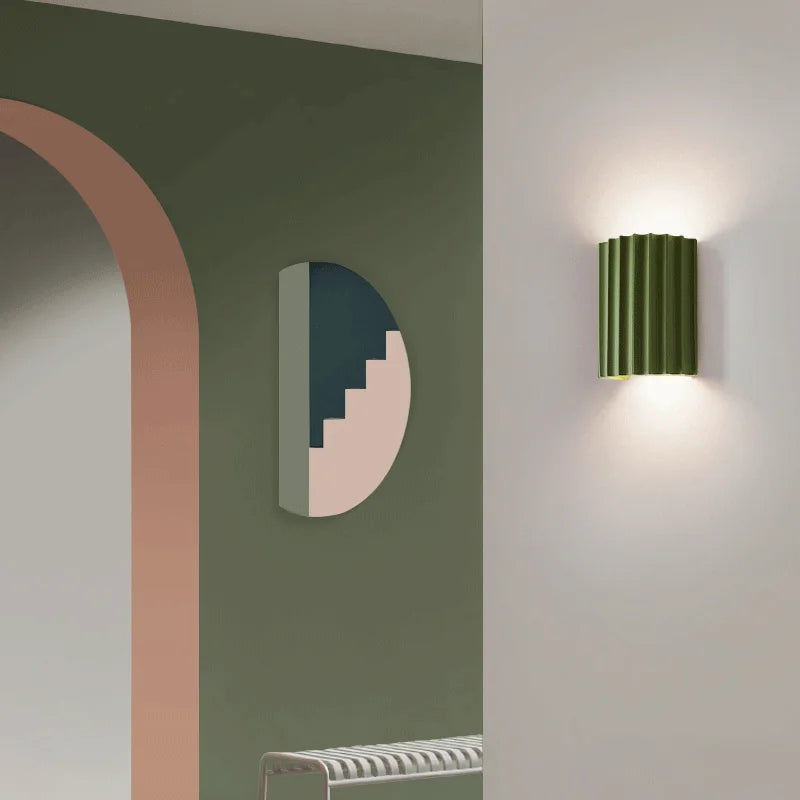 GleamEdge | Kunstnerisk LED-Glød & Stilfuld Harpiks Væglampe