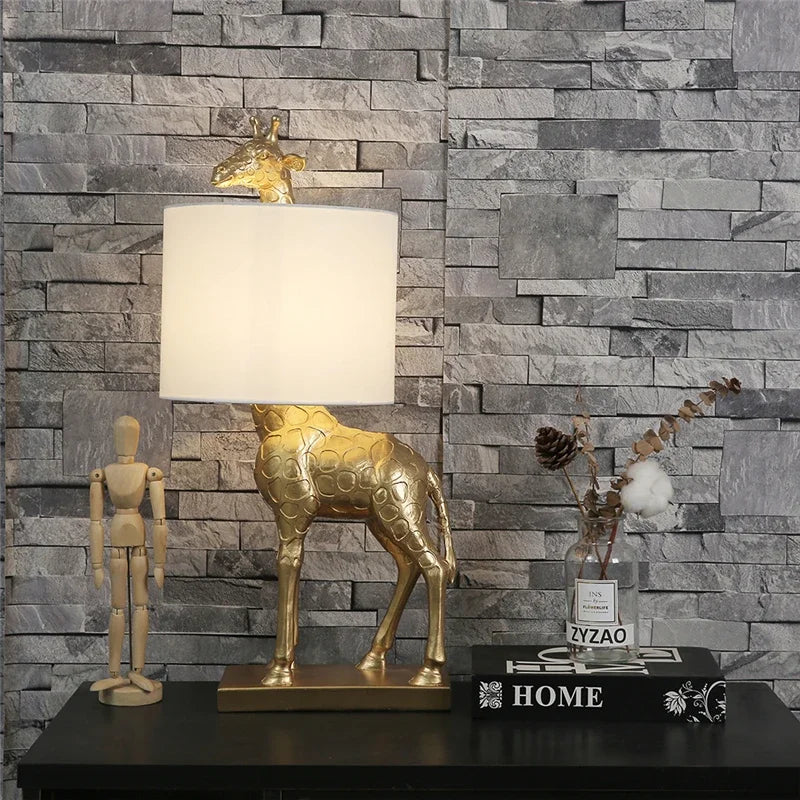 SafariGlow | Unik Giraffbordlampe