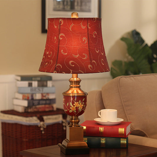ScarletFlare | Vintage Blomstret Bordlampe