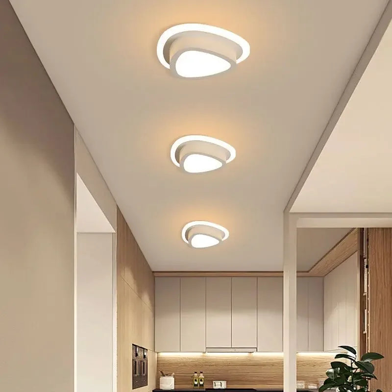 SereneGlow | Minimalistisk LED Loftlampe