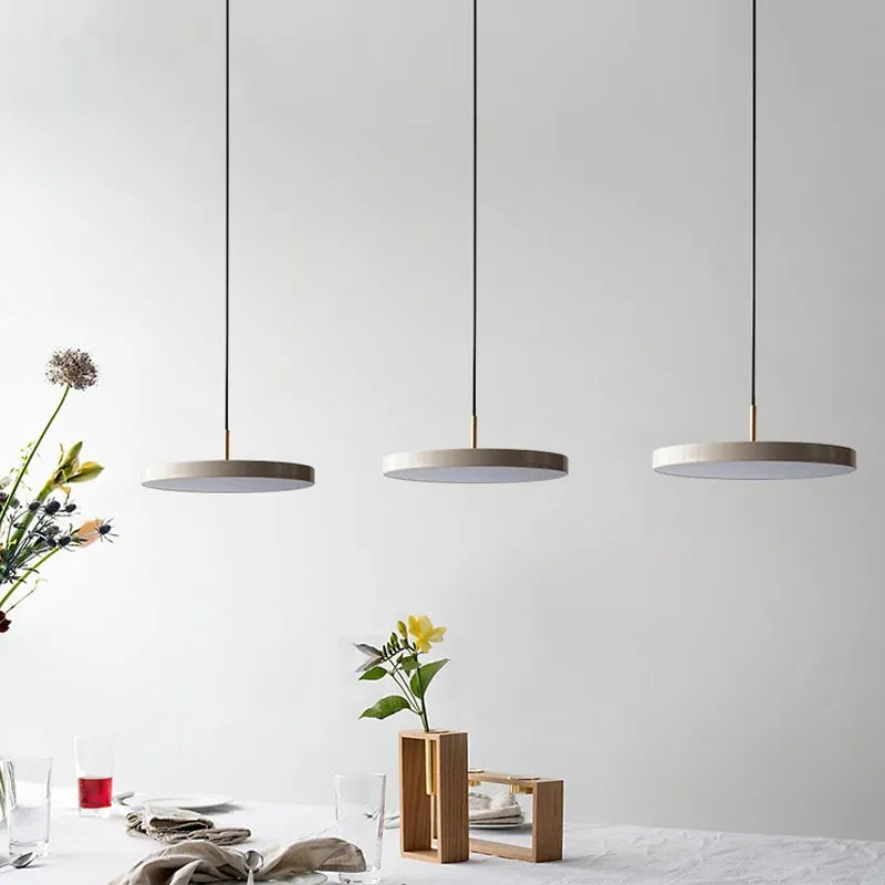 SleekAura | Moderne Pendellampe med Kraftig Belysning og Justerbar Højde