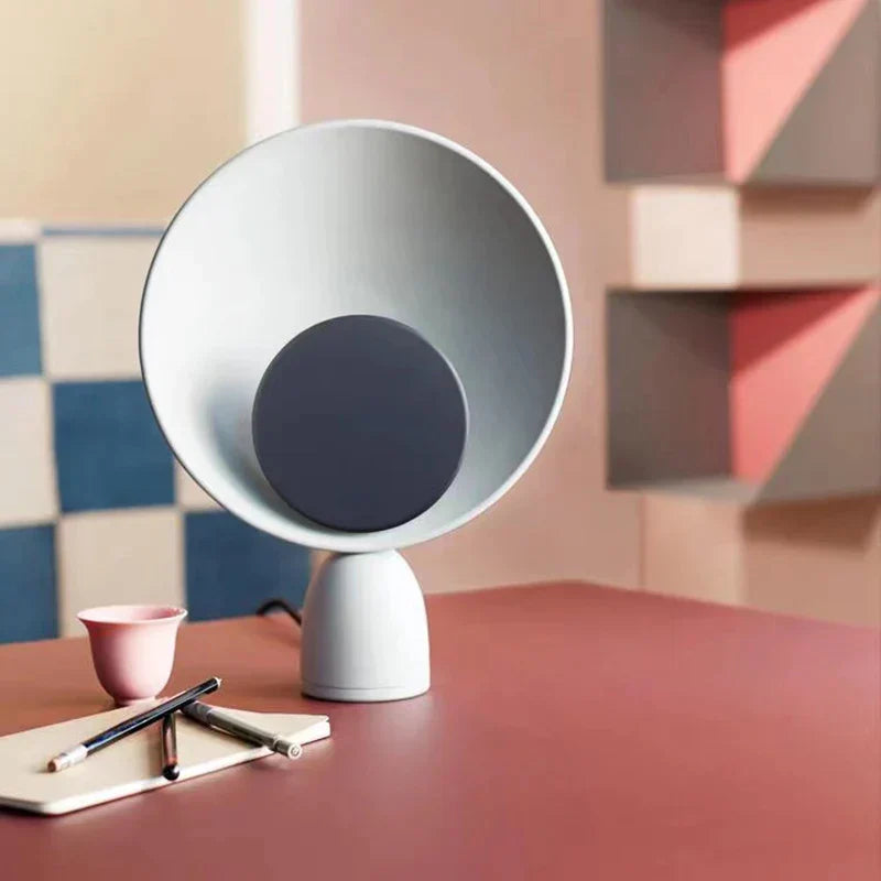 SolsticeLight | Nordisk Metal Accent Lampe