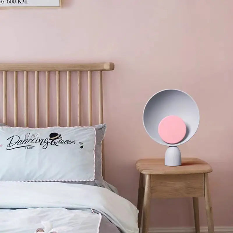 SolsticeLight | Nordisk Metal Accent Lampe