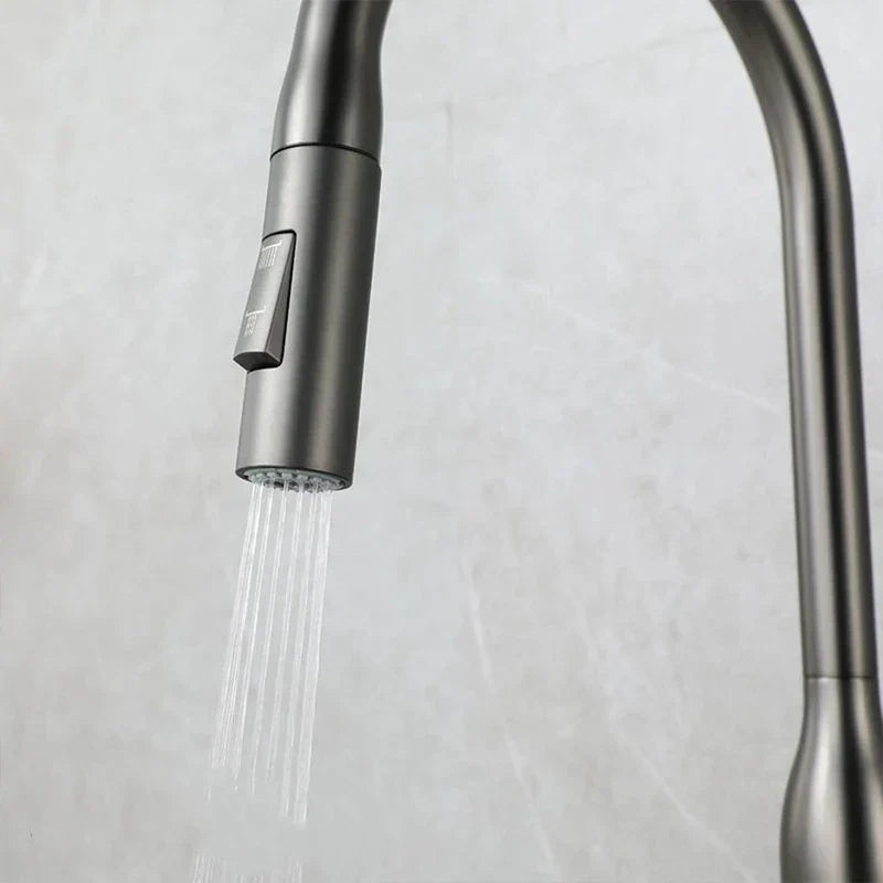 SteelFlows | Moderne Retraktabelt Design for Ultimativ Bekvemmelighed