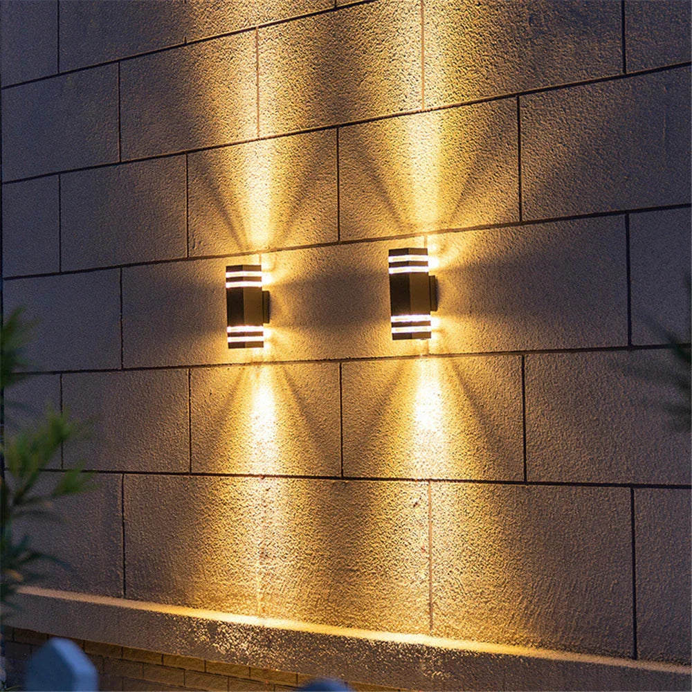 StormGuard | Elegant Vandtæt Udendørslampe