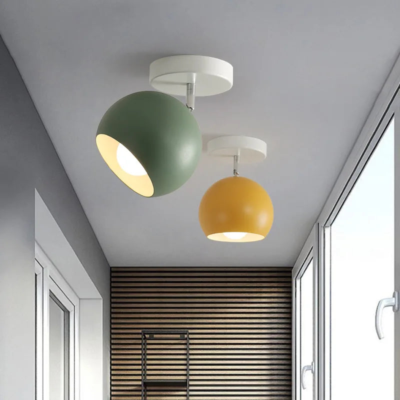 SweetGlow | Farverig Macaron Loftlampe
