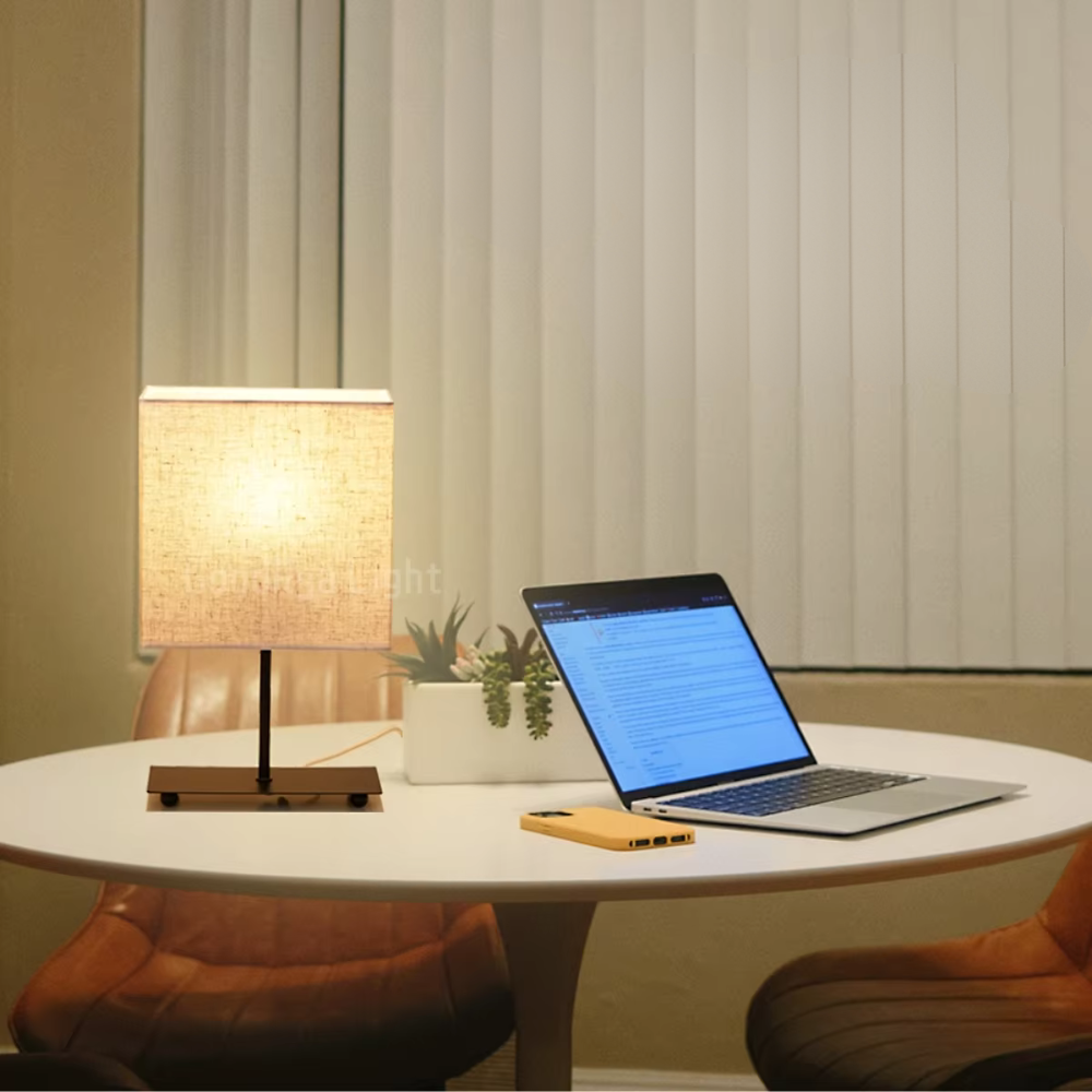 TwilightTouch | Tidløs Vintage Lampe