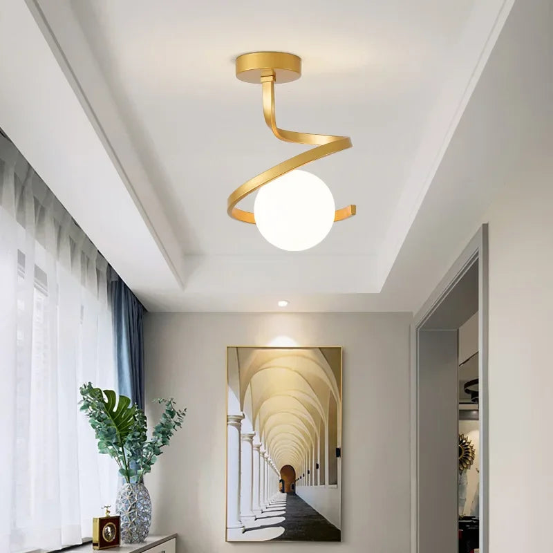 TwistShine | Lysende Loftlampe