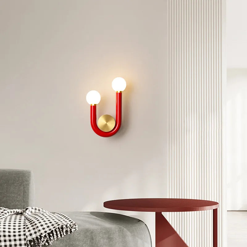 UShine | U-Formet Væglampe med Moderne LED